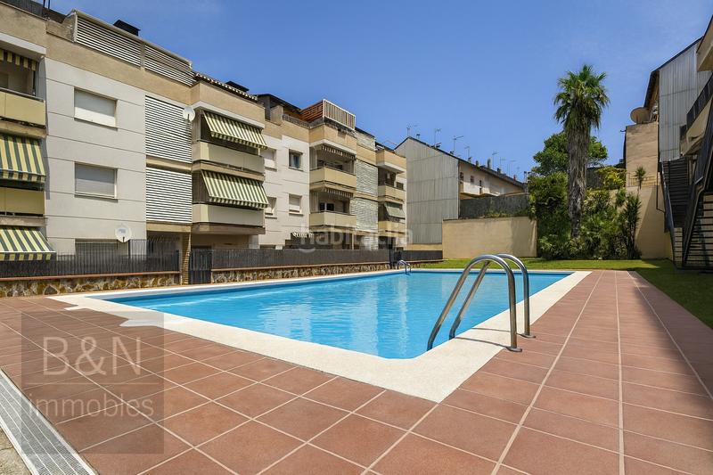 Foto 18f9c442-e490-4559-ae66-95ed912fecc3. Ático un ático con alma nórdica, terraza soñada, piscina comunitaria y parking en Viladecavalls