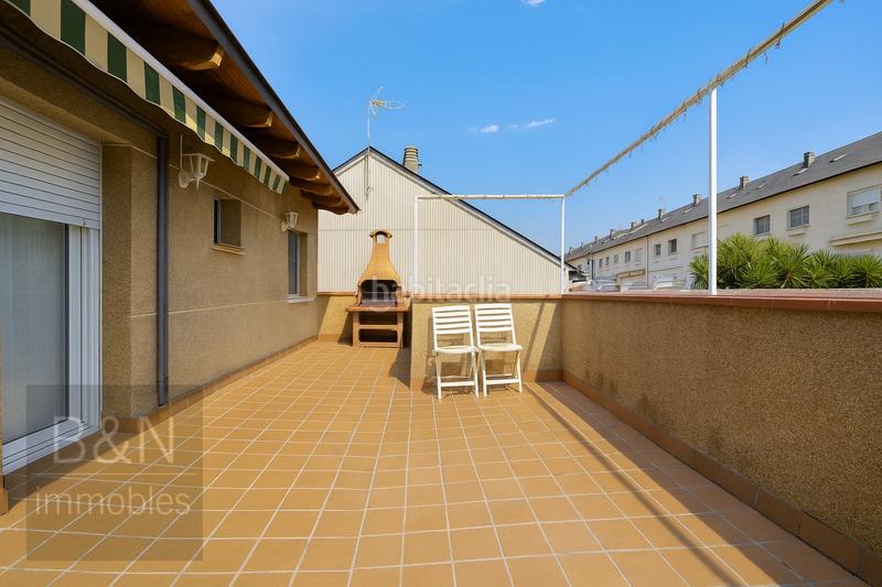 Foto 85322777-6cef-4871-a8fb-b6ac02e0f2dc. Ático un ático con alma nórdica, terraza soñada, piscina comunitaria y parking en Viladecavalls