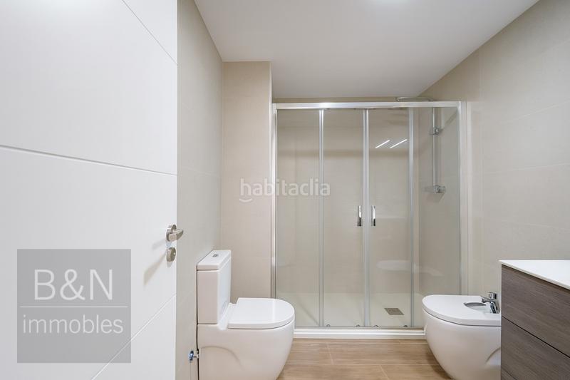 Foto 8aab541c-adc2-4686-8281-a98f68b7fe09. House with heating parking in Zona Esportiva Terrassa