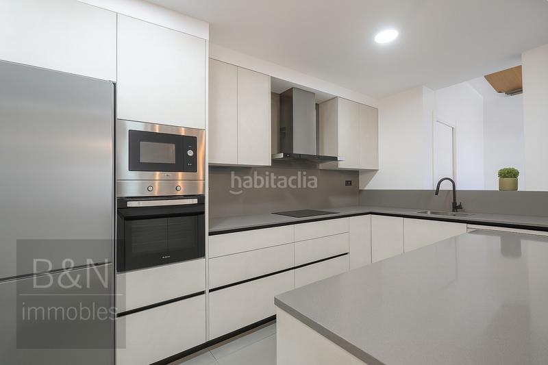 Foto d75d4177-7ee7-46fd-866c-5eb54c71df16. House with heating parking in Zona Esportiva Terrassa