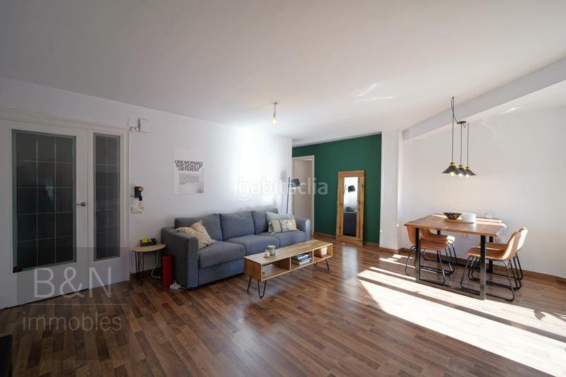 Foto 4d9e500f-5a91-406a-b35d-11919f4ac96c. Zweistöckige wohnung mit heizung parking in Zona Esportiva Terrassa