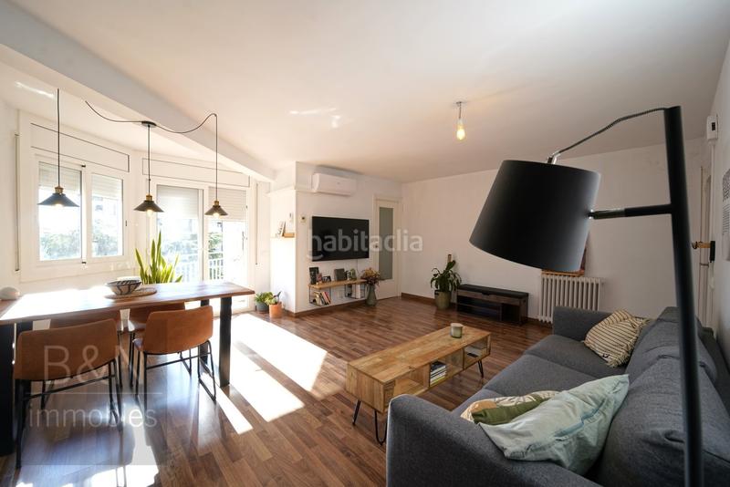 Foto 69608c02-bff8-4c1b-8b23-39498f867e82. Zweistöckige wohnung mit heizung parking in Zona Esportiva Terrassa