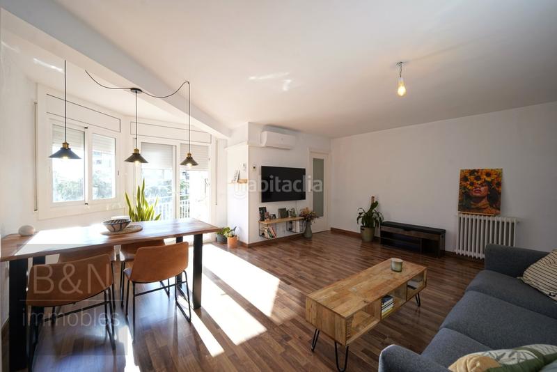 Foto 75e0782e-25d0-4c9c-9097-2ba413cd9640. Zweistöckige wohnung mit heizung parking in Zona Esportiva Terrassa