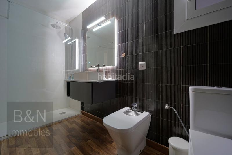 Foto 95194736-08ea-4d21-b6c1-f082fe3af6af. Zweistöckige wohnung mit heizung parking in Zona Esportiva Terrassa