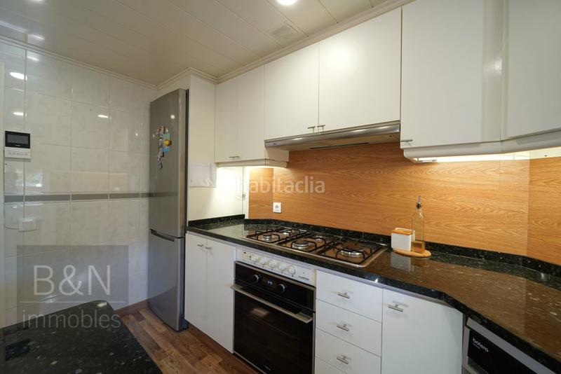 Foto c3945472-57f1-46eb-af3a-83e79edcbe63. Zweistöckige wohnung mit heizung parking in Zona Esportiva Terrassa