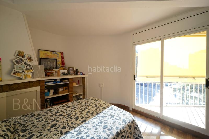 Foto f46ffa8f-e990-40b7-b14b-82cf59125103. Zweistöckige wohnung mit heizung parking in Zona Esportiva Terrassa