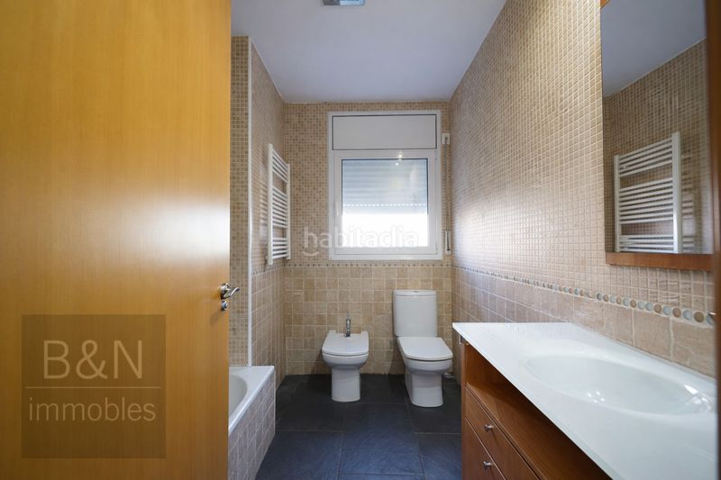 Foto f5a22d99-3f57-40cf-894f-3430670e3a56. Casa amb calefacció piscina a Castellnou-Can Mir-Can Solà Rubí