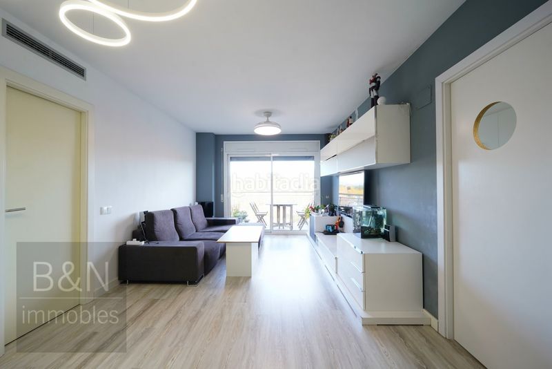 Foto 910ceda7-6748-4003-99b7-8b19374776f4. Pis amb calefacció aparcament piscina a Can Gambús Sabadell