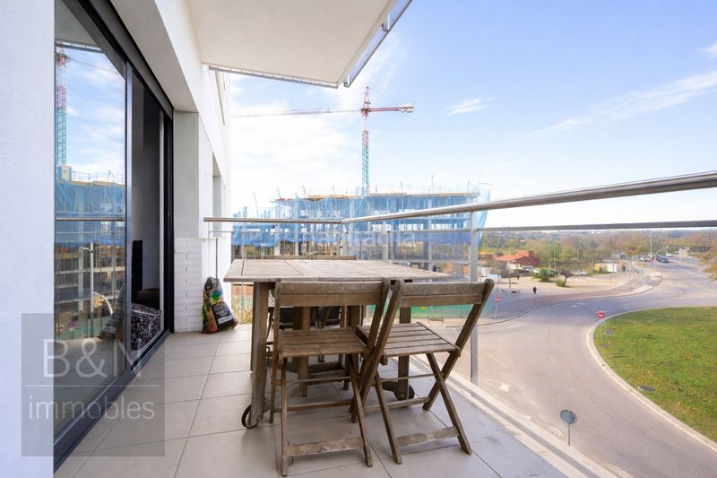 Foto 960ee5e7-7341-4a75-a75d-aa10466fea62. Pis amb calefacció aparcament piscina a Can Gambús Sabadell