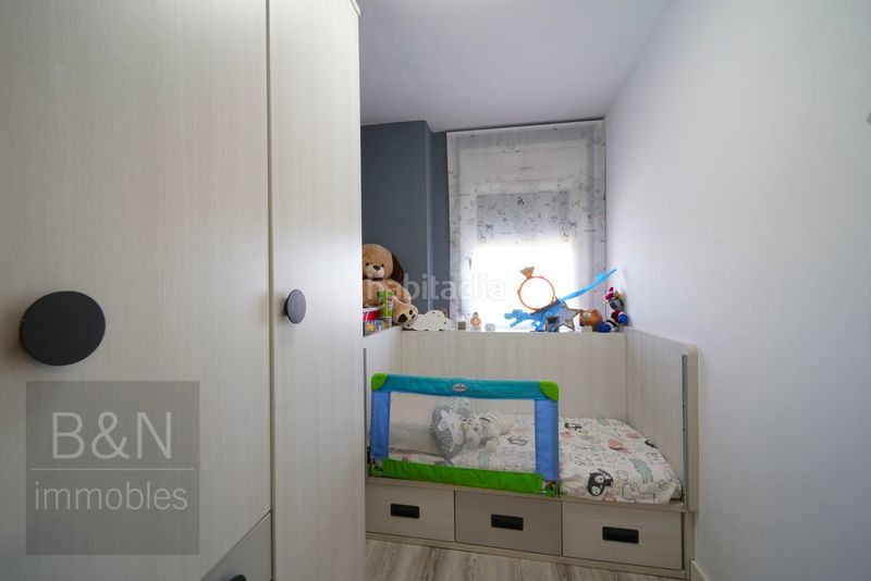 Foto b780484f-dca6-408c-9f09-ac72f6627a98. Pis amb calefacció aparcament piscina a Can Gambús Sabadell