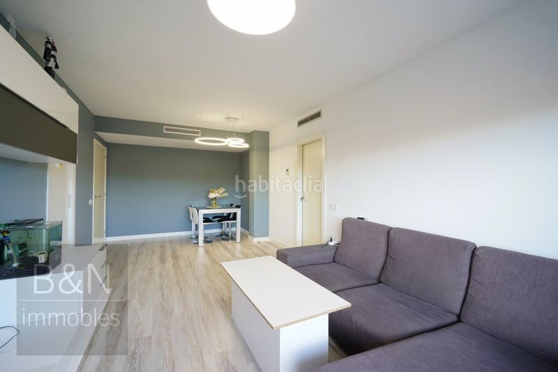 Foto cf67a0a3-3fd0-4cd6-b74b-4695af0bc612. Pis amb calefacció aparcament piscina a Can Gambús Sabadell