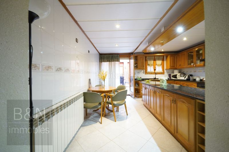 Foto 039df057-b509-4557-bfb9-31a2ba04b5ae. Casa amb calefacció aparcament a Les Arenes - La Grípia - Can Montllor Terrassa