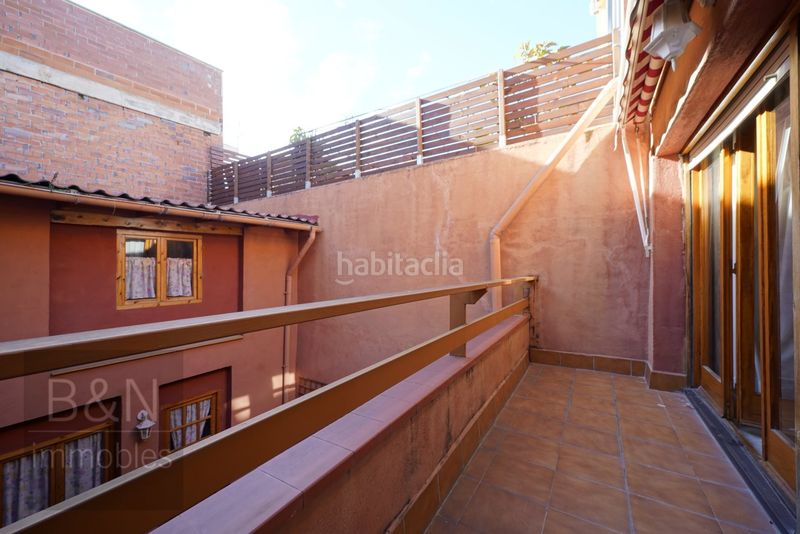 Foto 06a660ba-6805-416b-8b20-67abb565d5a4. Casa amb calefacció aparcament a Les Arenes - La Grípia - Can Montllor Terrassa