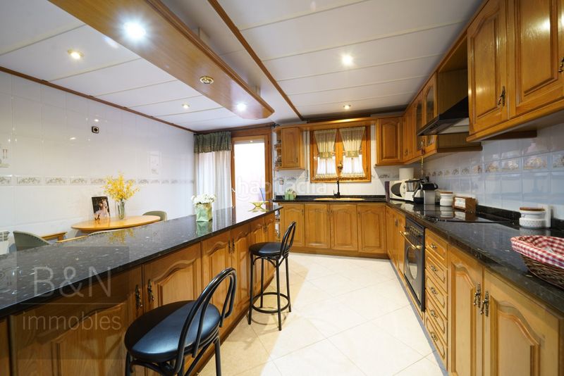 Foto 0dc3d47c-e197-42de-a1c2-2983229757e9. Casa amb calefacció aparcament a Les Arenes - La Grípia - Can Montllor Terrassa