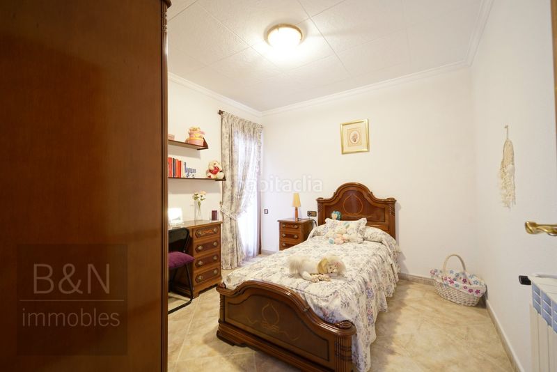 Foto 10ecbb70-6268-432c-99bf-bc37750ec320. Casa amb calefacció aparcament a Les Arenes - La Grípia - Can Montllor Terrassa