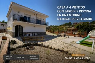 Casa a Vacarisses. Casa a 4 vientos con jardín y piscina en un entorno natural priv