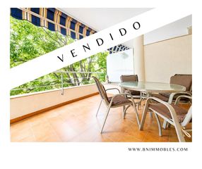 Pis a Ca n'Aurell. Una vivienda única a un paso del centro amplitud, terrazas y luz