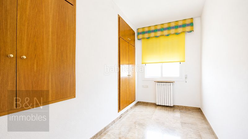 Foto e48d5631-8955-4d7e-86ad-0899a78f769f. Casa amb calefacció aparcament piscina a Can Parellada Terrassa