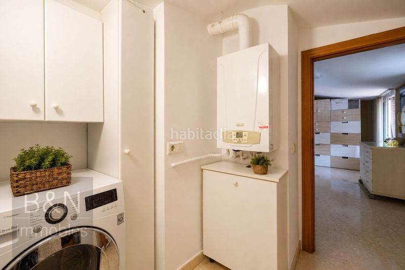Foto c8691139-b802-4fea-aed6-939298036481. Dúplex amb calefacció aparcament a Covadonga Sabadell