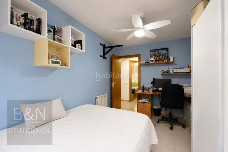 Foto b564b652-645d-41d1-9273-0c93d692d270. Pis amb calefacció aparcament a Torre - Sana Terrassa