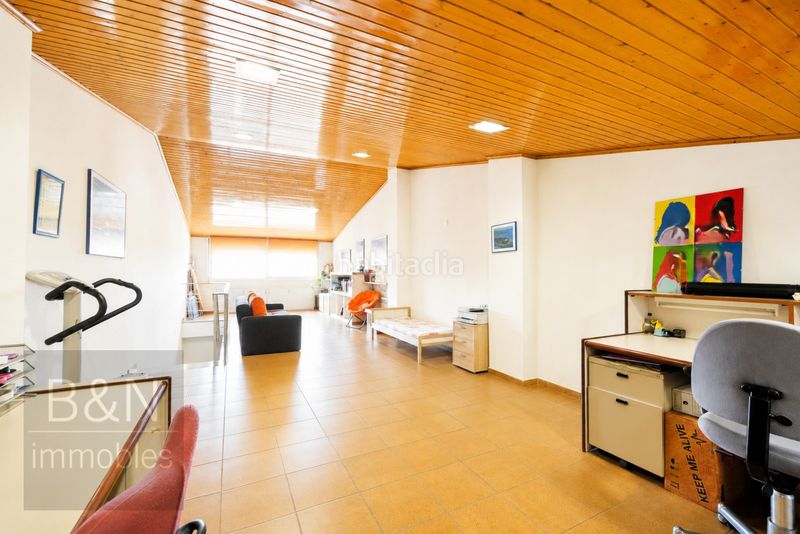Foto d2fc8903-8e0d-48af-a6d6-84567127850b. Casa amb calefacció aparcament a Sant Pere Nord Terrassa
