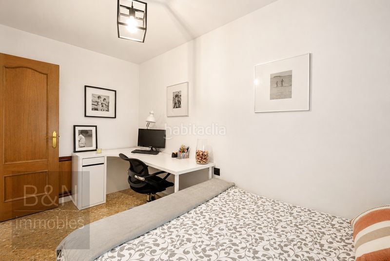 Foto 4c2195ed-1fa6-4bf5-9002-9e8c6e02d52a. Casa amb aparcament a Cementiri Vell Terrassa