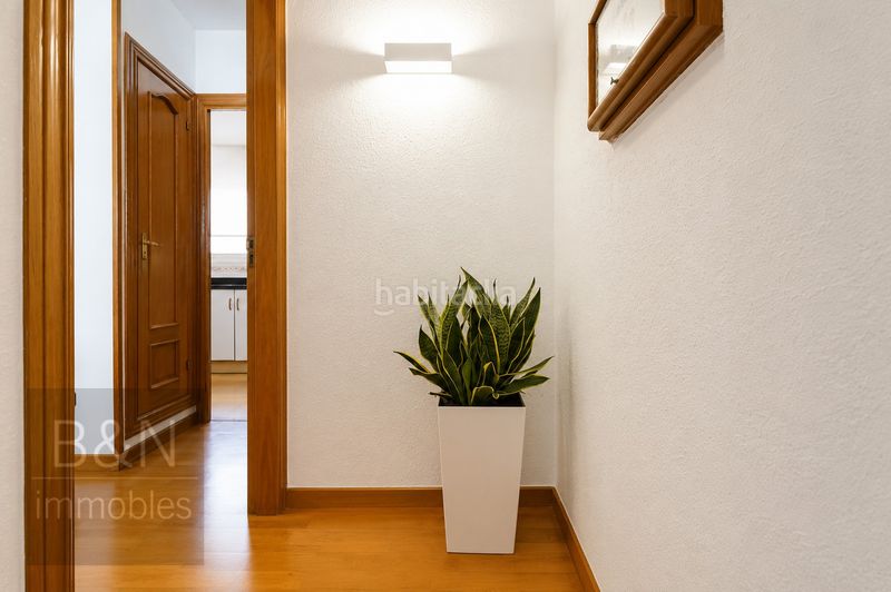 Foto b15bb465-2fd6-49d0-8c6d-f9979334b292. Casa amb aparcament a Cementiri Vell Terrassa