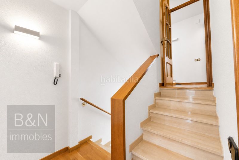 Foto f8827bc7-d176-4dfc-905b-ca5d7e551c04. Casa amb aparcament a Cementiri Vell Terrassa