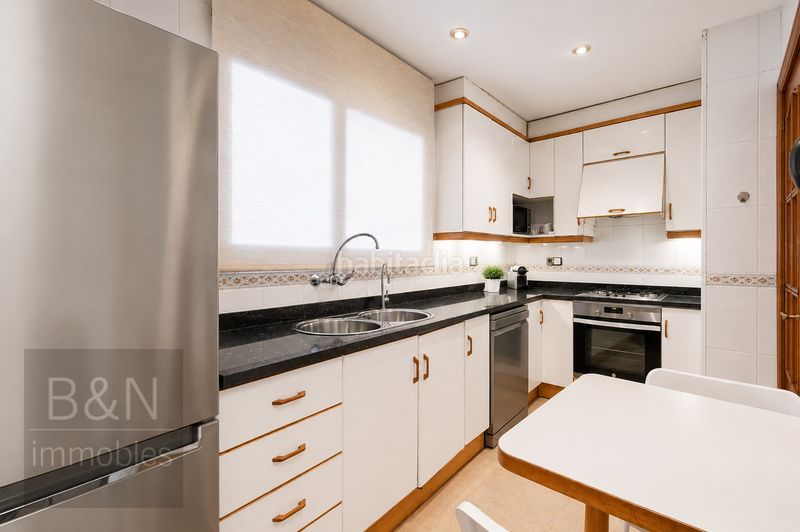 Foto fd1c9f77-6273-43c7-92ef-e04475cff78d. Casa amb aparcament a Cementiri Vell Terrassa
