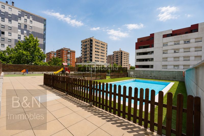 Foto b5f82a6e-b8be-441f-84d6-a3b1e4847cc7. Pis amb calefacció aparcament piscina a Can Roca Terrassa