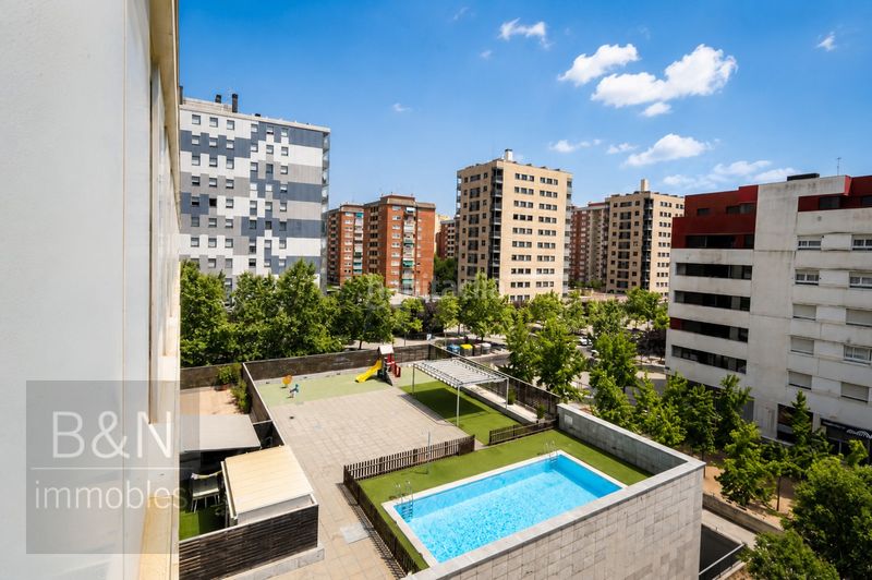 Foto cade6d0f-2b54-4439-9fae-0e32959d0553. Pis amb calefacció aparcament piscina a Can Roca Terrassa
