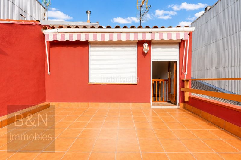 Foto 4033ea47-ffe9-45ff-9148-26359bd661d7. Casa amb calefacció aparcament a Les Arenes - La Grípia - Can Montllor Terrassa
