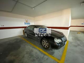 Location Parking voiture  Calle jacinto benavente. Este plaza de parking se encuentra en calle jacinto benavente, 0