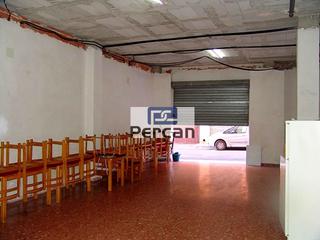 Local Comercial  Carrer doctor brotons poveda. Este local diáfano se encuentra en calle doctor brotons poveda,