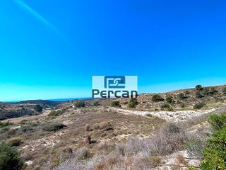 Terreny residencial en Aiges. Este terreno rstico est junto a la residencial el paraiso, se