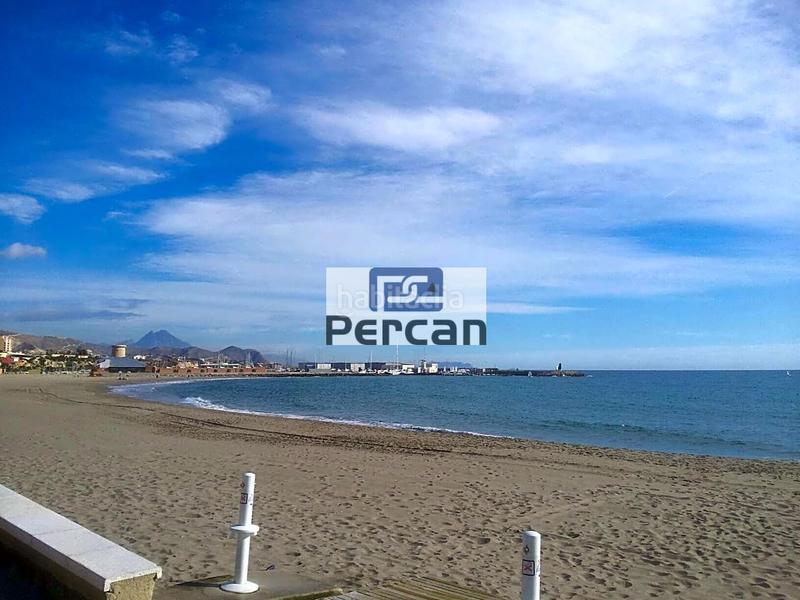 Foto 6e4b4a9e-f944-40e3-9838-d32253d31a79. Car parking in Campello Playa Campello (el)