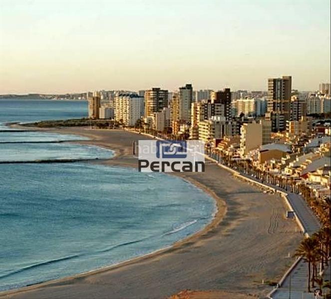 Foto c4d75c68-a06c-4645-85df-e1e62912badb. Car parking in Campello Playa Campello (el)