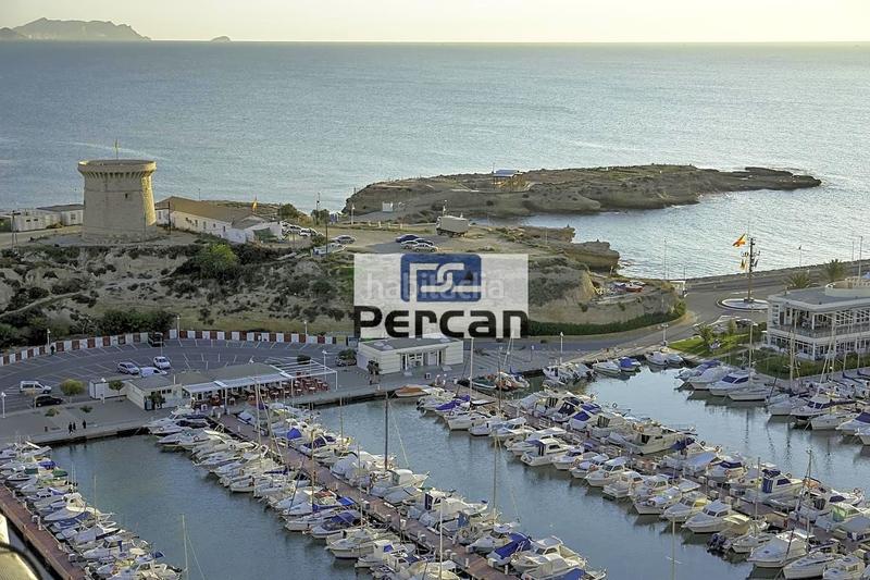 Foto cb634d0f-c7ed-429e-82d1-d5cf96fe153b. Car parking in Campello Playa Campello (el)