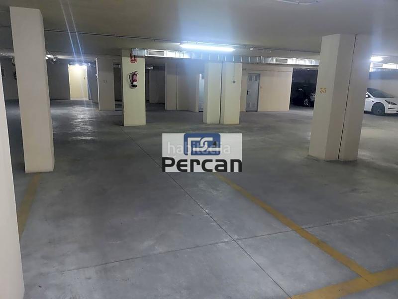 Foto 9ae67c18-5e21-486f-baa5-85d8636ab875. Aparcament cotxe a Campello Playa Campello (el)