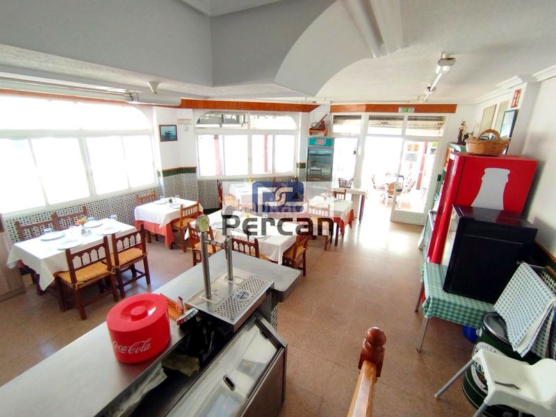 Foto 5891a89b-4b75-402e-8b2e-0d3e425f538a. Local comercial a Campello Playa Campello (el)