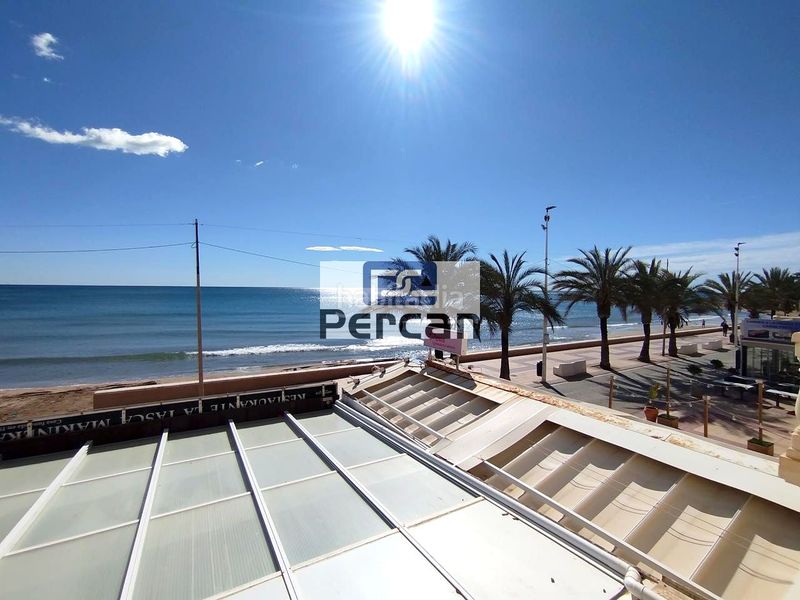 Foto 66e686f0-d4d2-464d-b70e-322521d07a94. Local comercial a Campello Playa Campello (el)