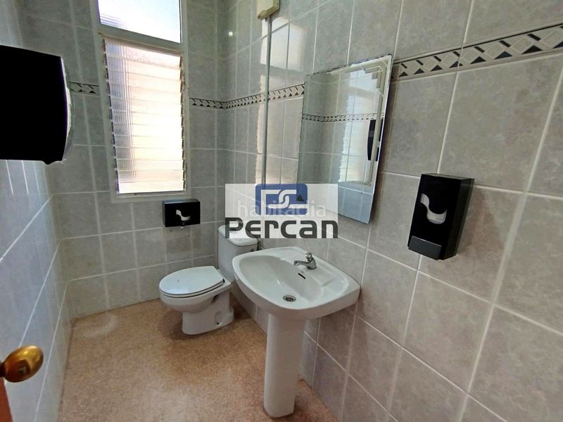 Foto affd1475-02eb-4404-9ec3-f7f04148673f. Local comercial a Campello Playa Campello (el)