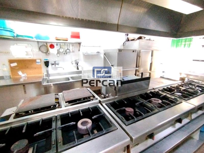 Foto db5e2258-d09d-4571-9fcc-4e5d91fdde73. Local comercial a Campello Playa Campello (el)