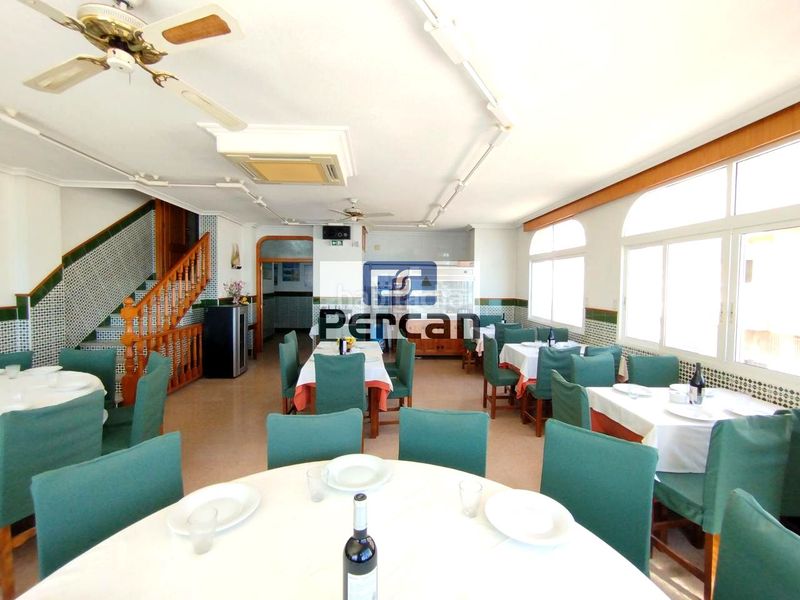 Foto f0724231-cf6c-49b2-9bba-8eed30e88a7a. Local comercial a Campello Playa Campello (el)