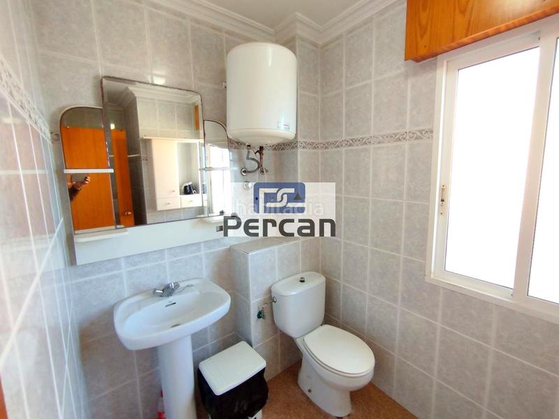 Foto 0cbe0a6f-ae60-4272-b771-ae7ae78103ff. Locale commerciale in Campello Playa Campello (el)
