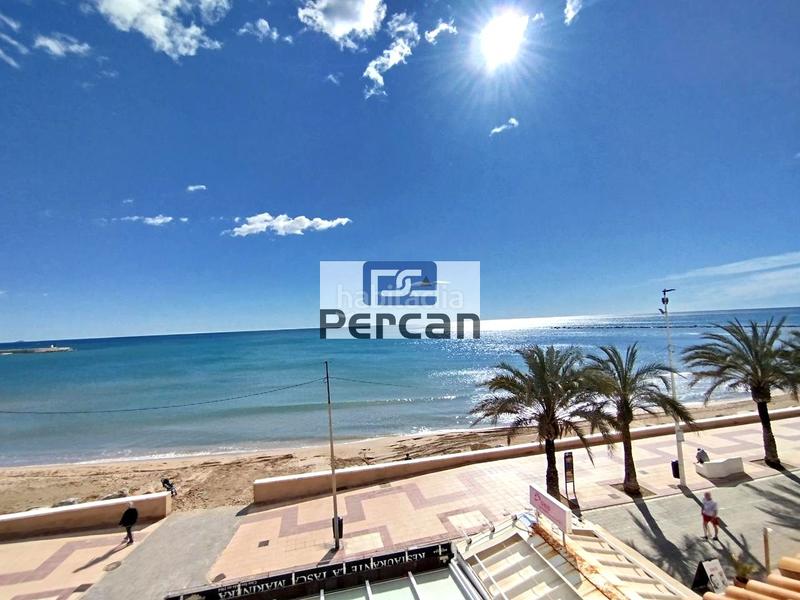 Foto 94b2eb9f-eb2f-42fa-99a4-dd670ad9a105. Locale commerciale in Campello Playa Campello (el)