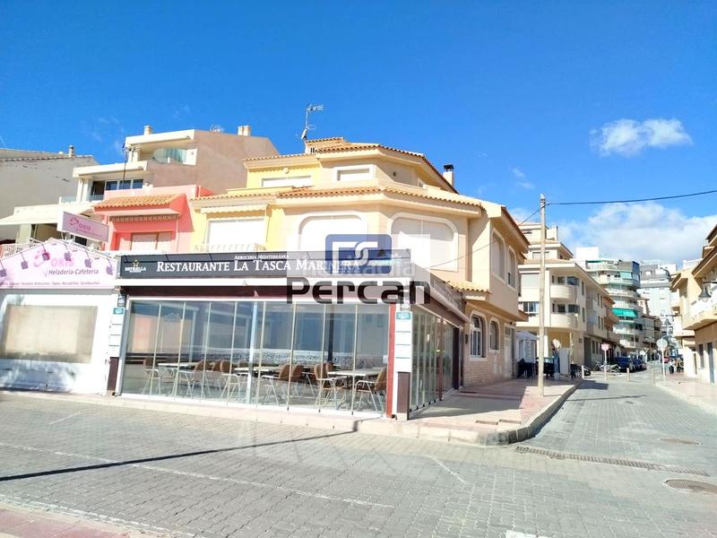 Foto e19dfa39-ccf3-484f-ab2b-7922cd1412fd. Locale commerciale in Campello Playa Campello (el)