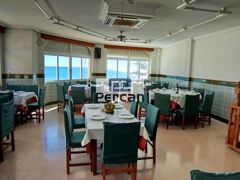 Foto fbf67ed7-5f2a-4089-9731-e300213667f7. Locale commerciale in Campello Playa Campello (el)