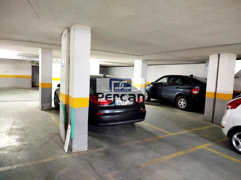 Foto 97ee4344-d910-4dd8-96ea-c372f327d1ed. Parking coche en Campello Playa Campello (el)