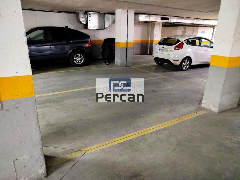 Foto e1ba8716-ed51-4d7c-a66d-de28fd8668d7. Parking coche en Campello Playa Campello (el)